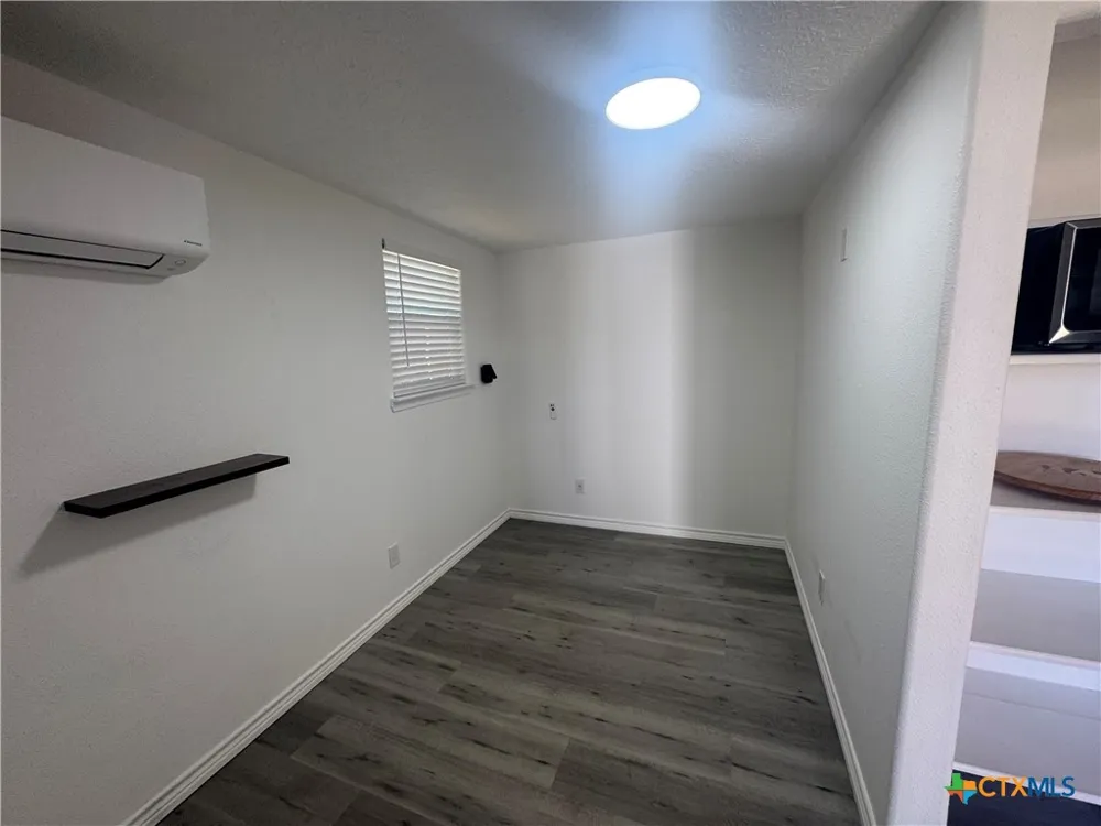 303 W. Dallas Seadrift, TX 77983