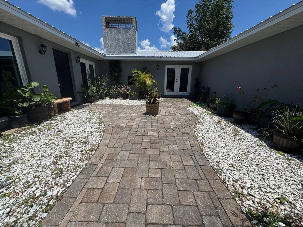 4925 US HIGHWAY 441 ocala, FL 34475