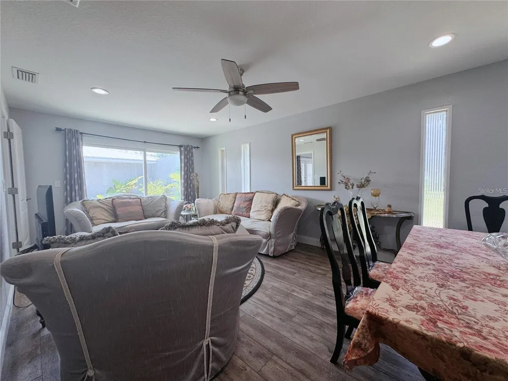 4925 US HIGHWAY 441 ocala, FL 34475