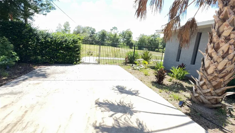 4925 US HIGHWAY 441 ocala, FL 34475