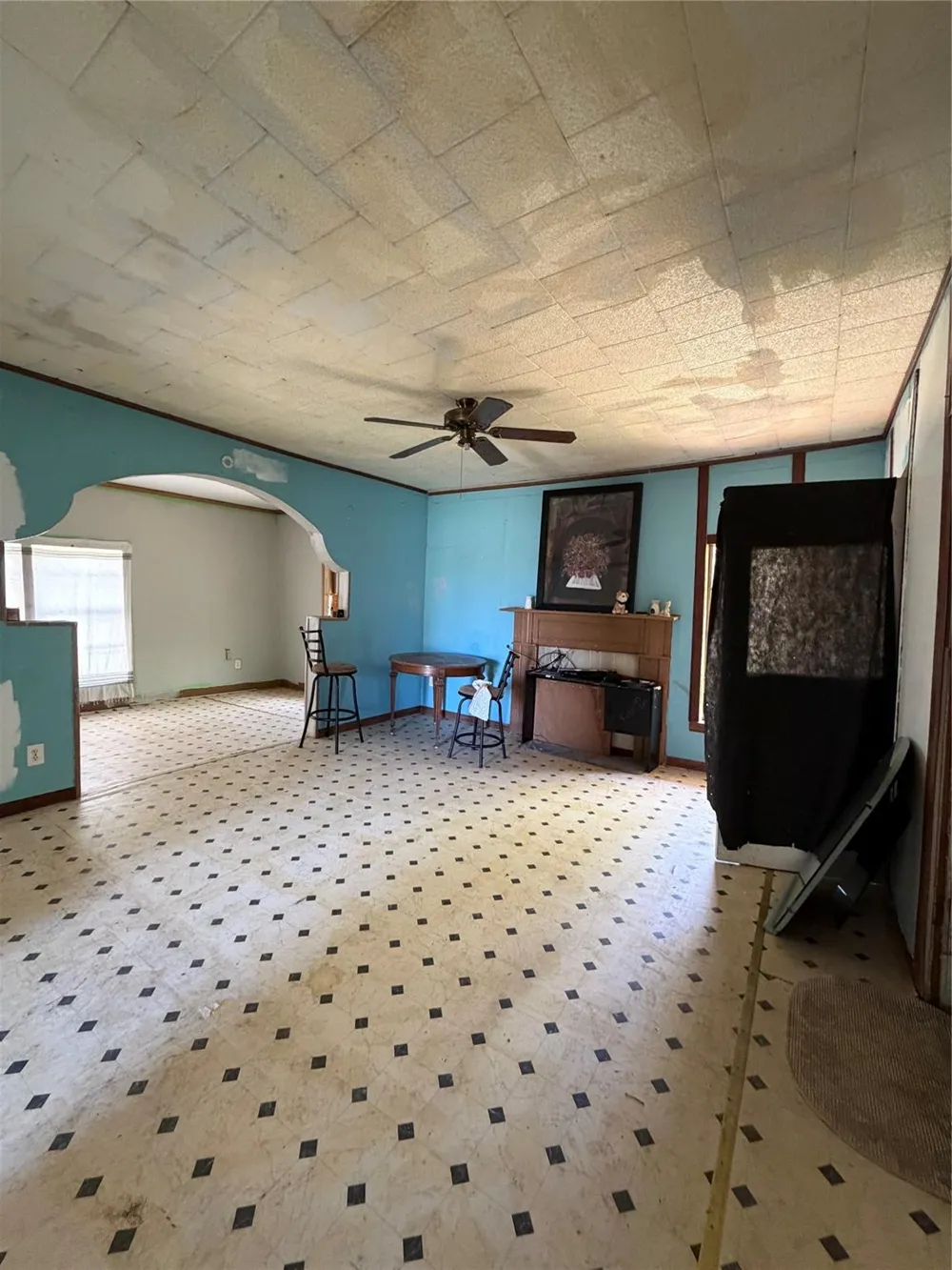 525 Lcr 405 Mexia, TX 76667