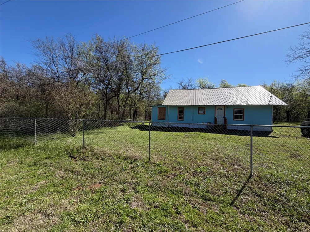 525 Lcr 405 Mexia, TX 76667
