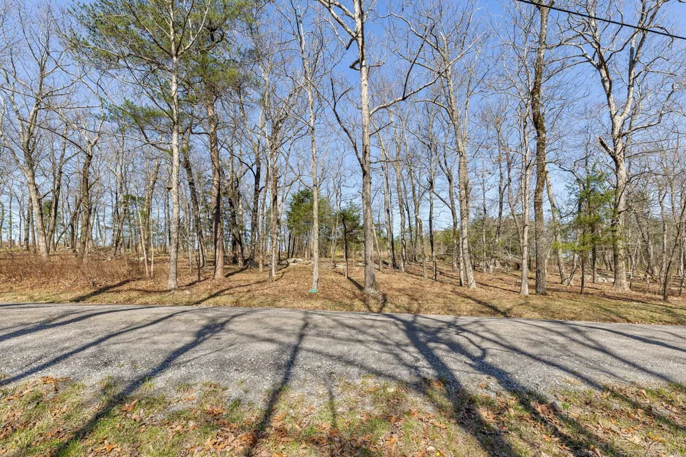 8 W Bluff Road Menlo, GA 30731