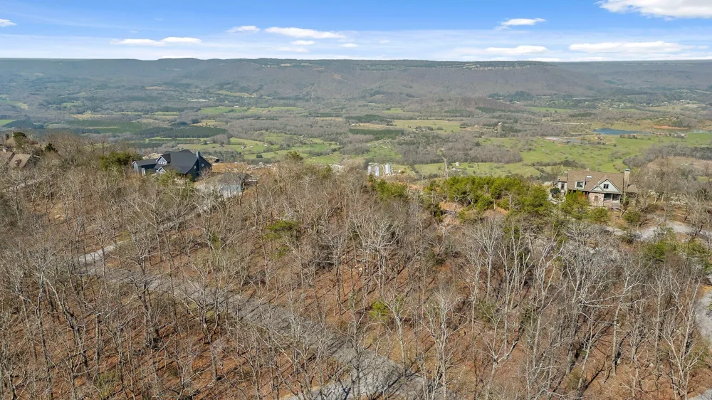 8 W Bluff Road Menlo, GA 30731