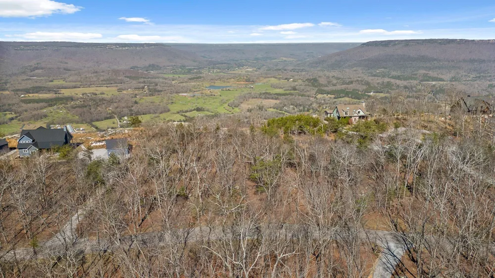8 W Bluff Road Menlo, GA 30731