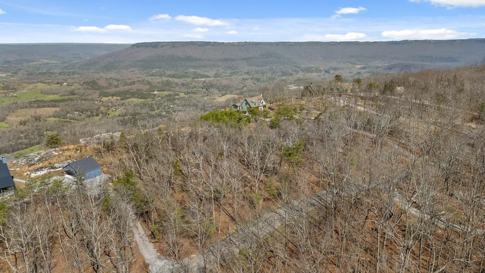 8 W Bluff Road Menlo, GA 30731