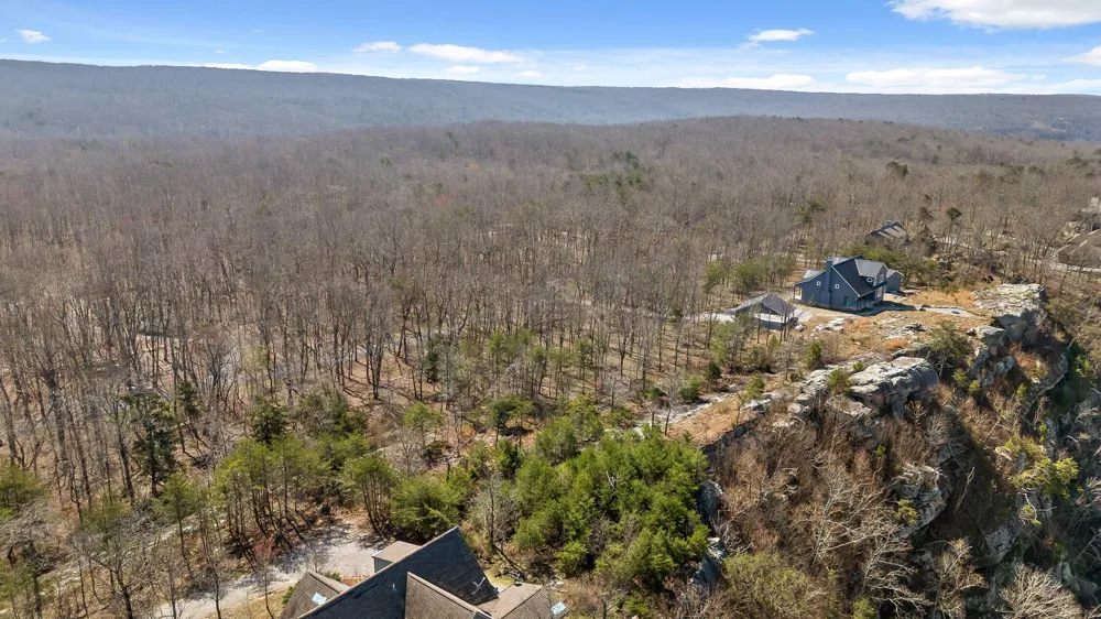 8 W Bluff Road Menlo, GA 30731