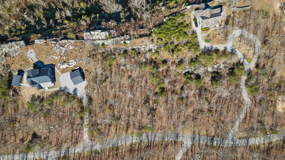 8 W Bluff Road Menlo, GA 30731
