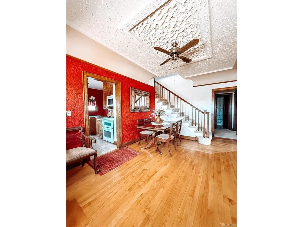 204 W Ash Street Walsh, CO 81090