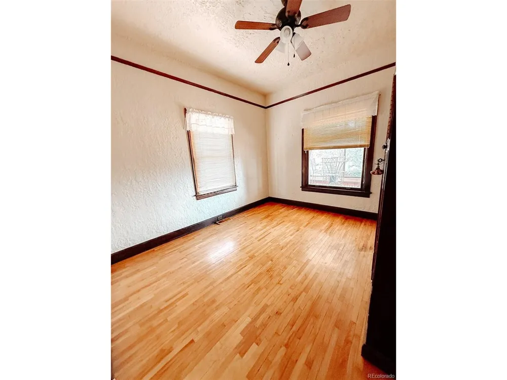 204 W Ash Street Walsh, CO 81090