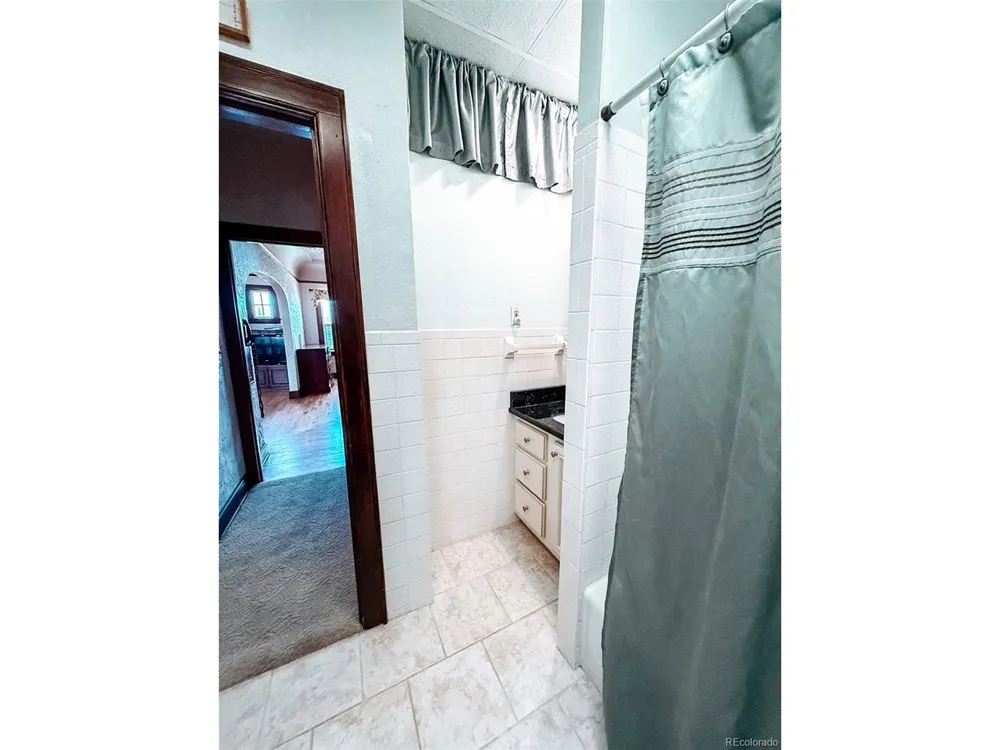 204 W Ash Street Walsh, CO 81090