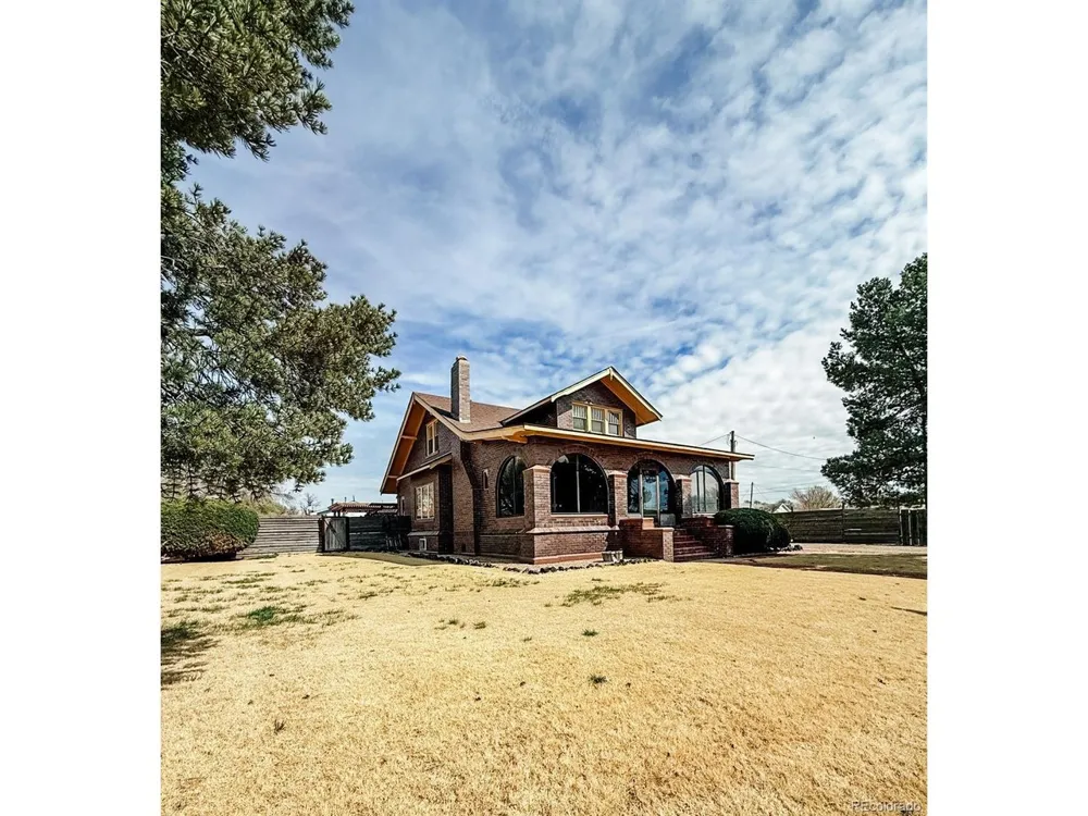 204 W Ash Street Walsh, CO 81090