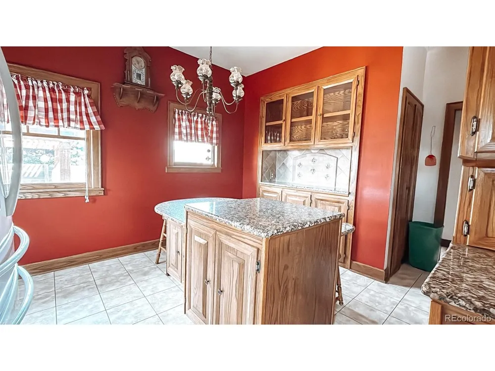 204 W Ash Street Walsh, CO 81090