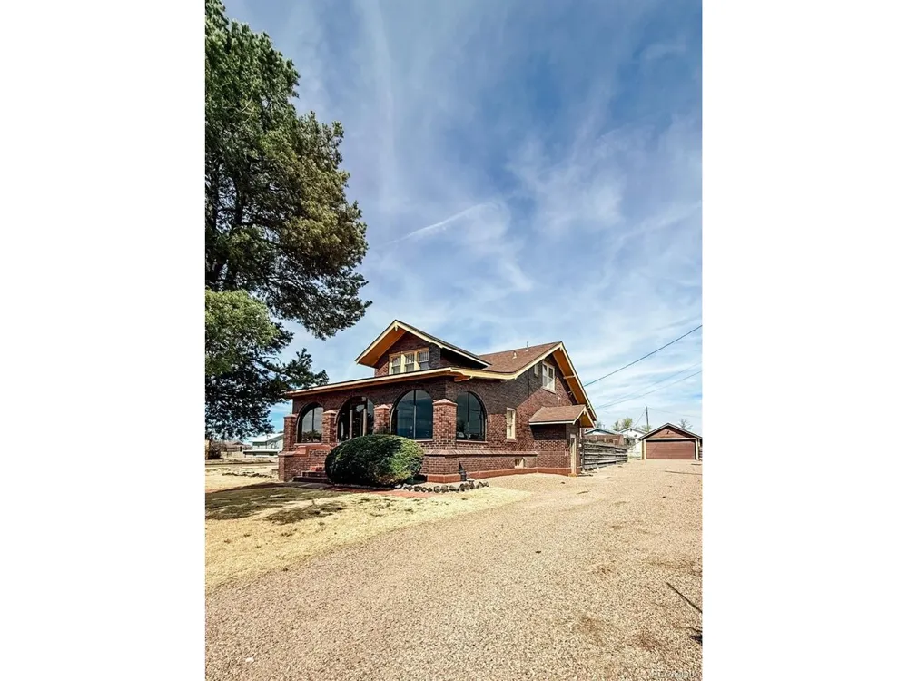 204 W Ash Street Walsh, CO 81090