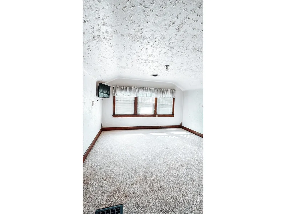 204 W Ash Street Walsh, CO 81090