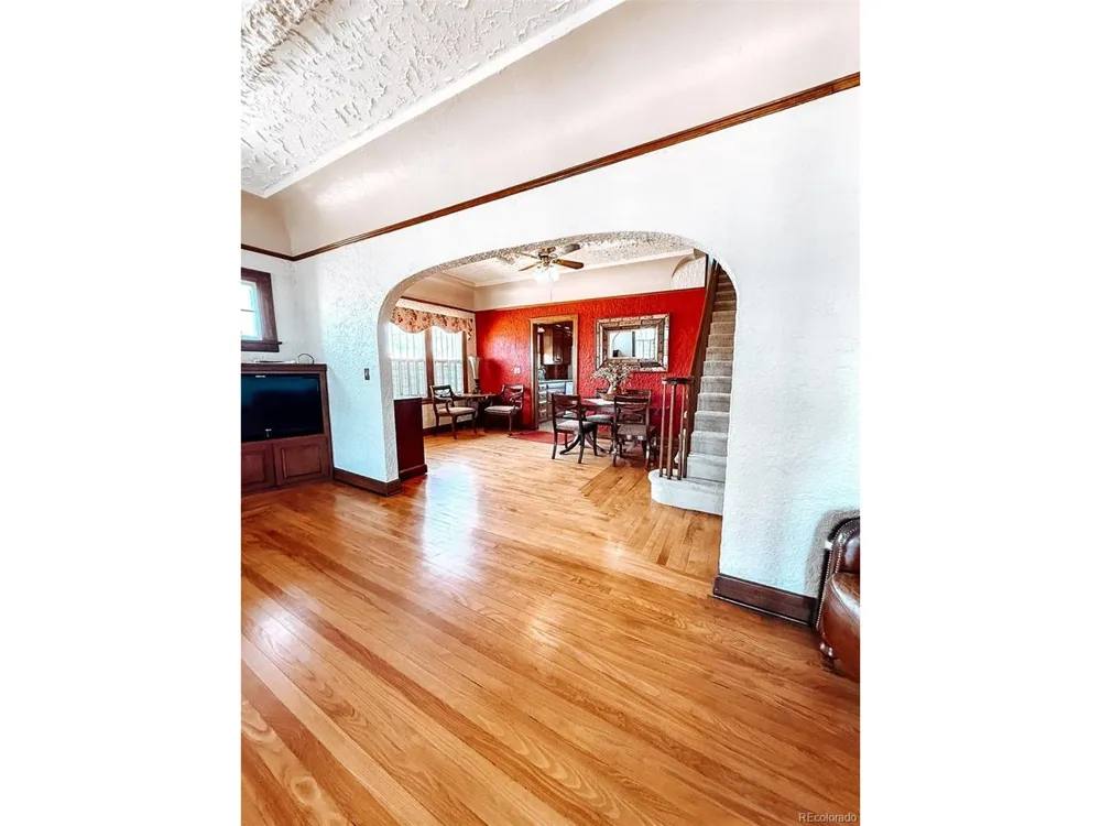 204 W Ash Street Walsh, CO 81090