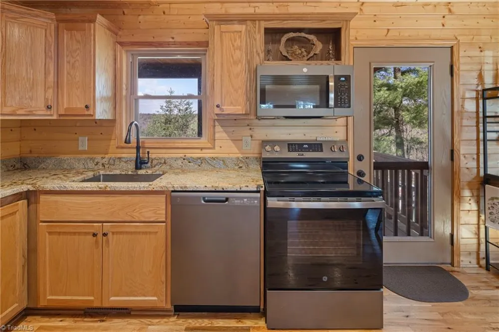 128 Deer Antler Drive Purlear, NC 28665