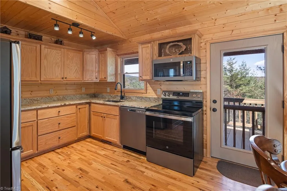 128 Deer Antler Drive Purlear, NC 28665