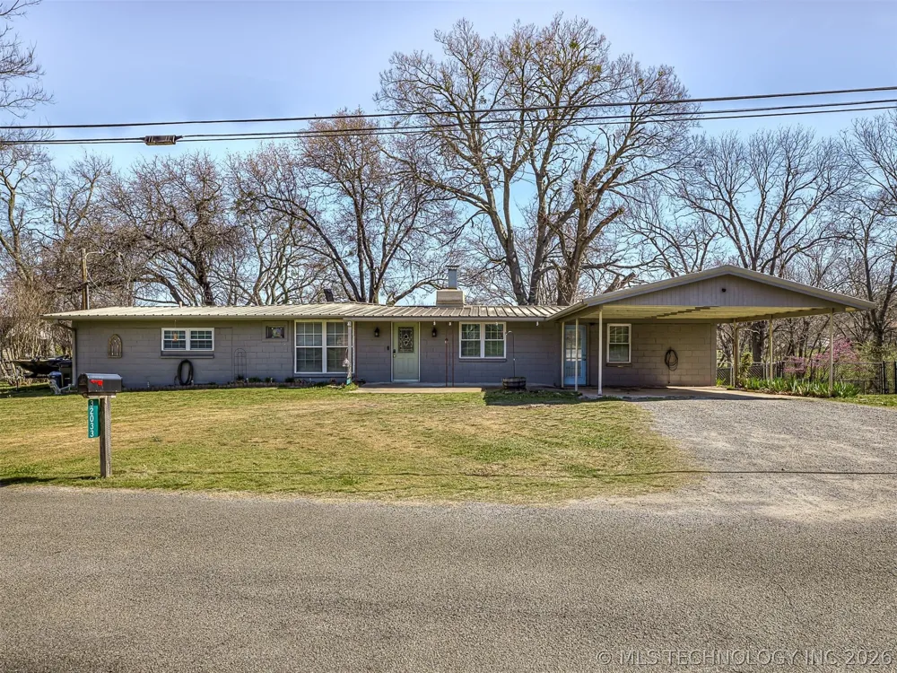 32033 E 695 WAY Wagoner, OK 74467