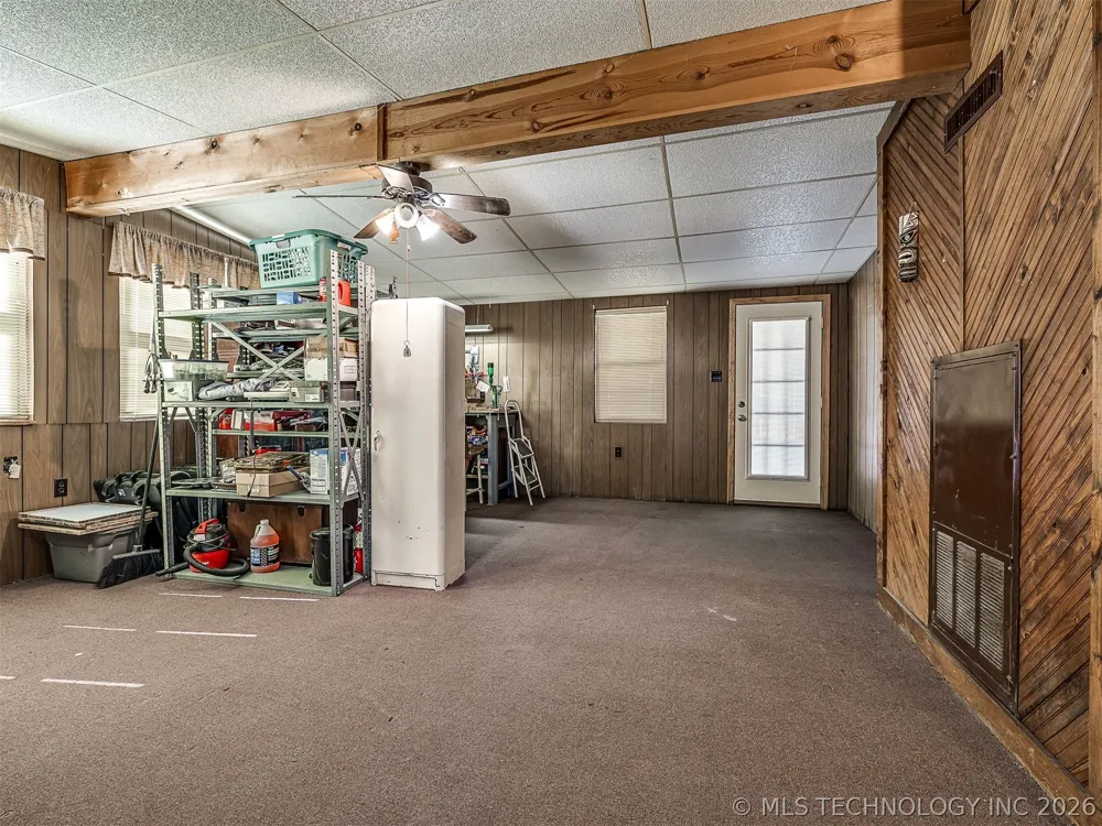 32033 E 695 WAY Wagoner, OK 74467
