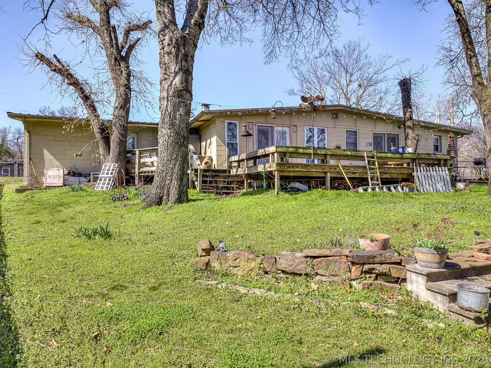32033 E 695 WAY Wagoner, OK 74467