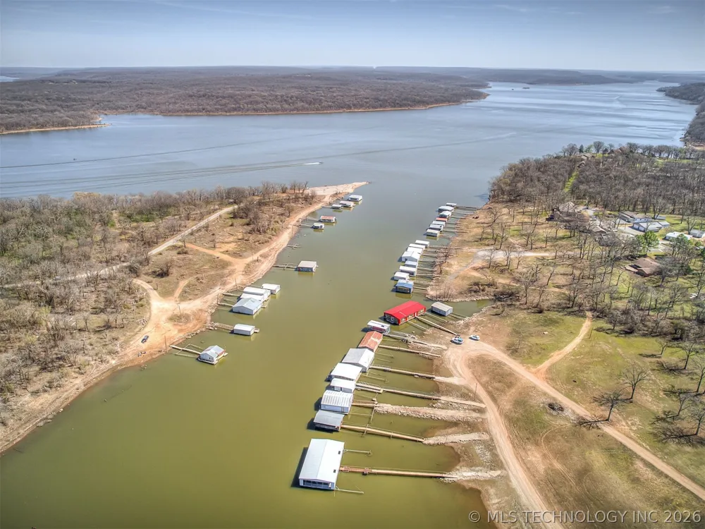 32033 E 695 WAY Wagoner, OK 74467