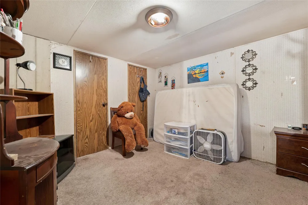 42 S Old Spanish Trail Uhland, TX 78640