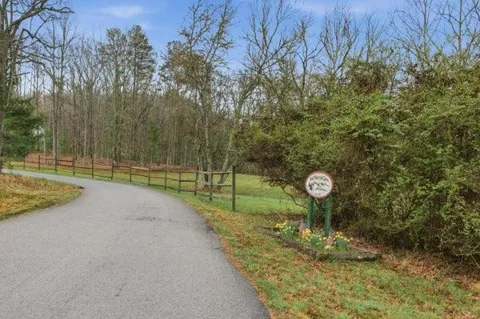 318 Wilmot Fabus Mountain Road