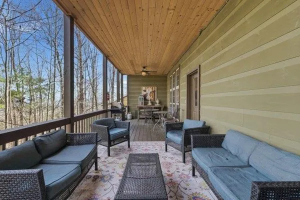 318 Wilmot Fabus Mountain Road Blairsville, GA 30512