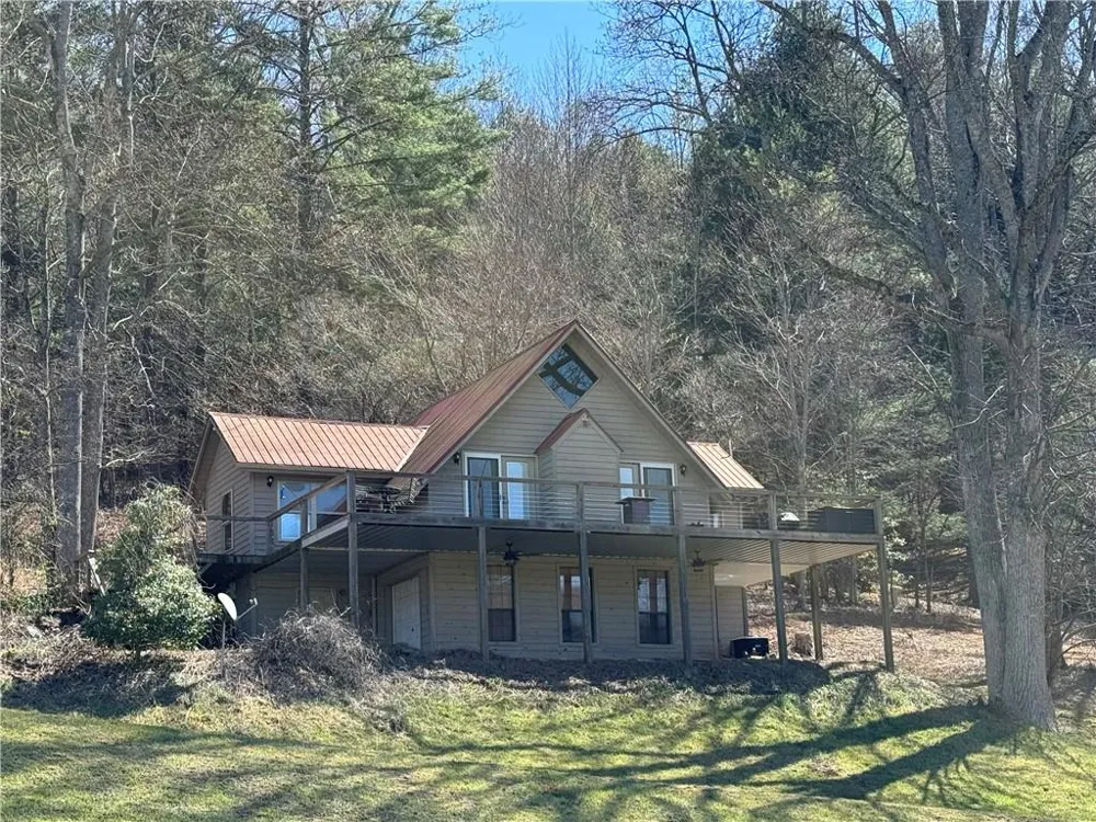 137 Blue Spruce Drive Blairsville, GA 30512