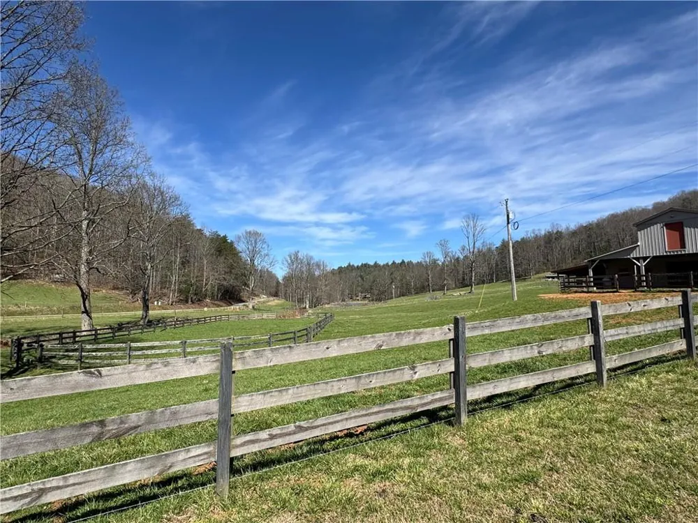 137 Blue Spruce Drive Blairsville, GA 30512