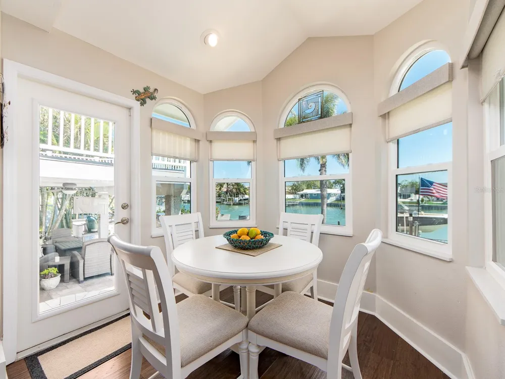 707 SNUG ISLAND Clearwater Beach, FL 33767