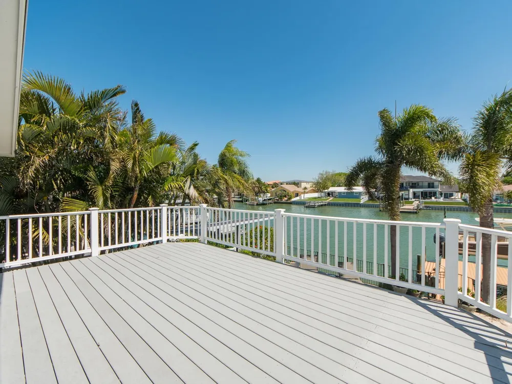 707 SNUG ISLAND Clearwater Beach, FL 33767