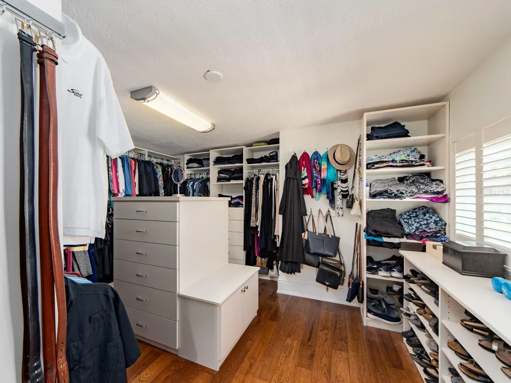 707 SNUG ISLAND Clearwater Beach, FL 33767