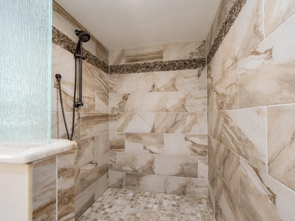 707 SNUG ISLAND Clearwater Beach, FL 33767