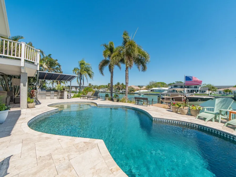707 SNUG ISLAND Clearwater Beach, FL 33767