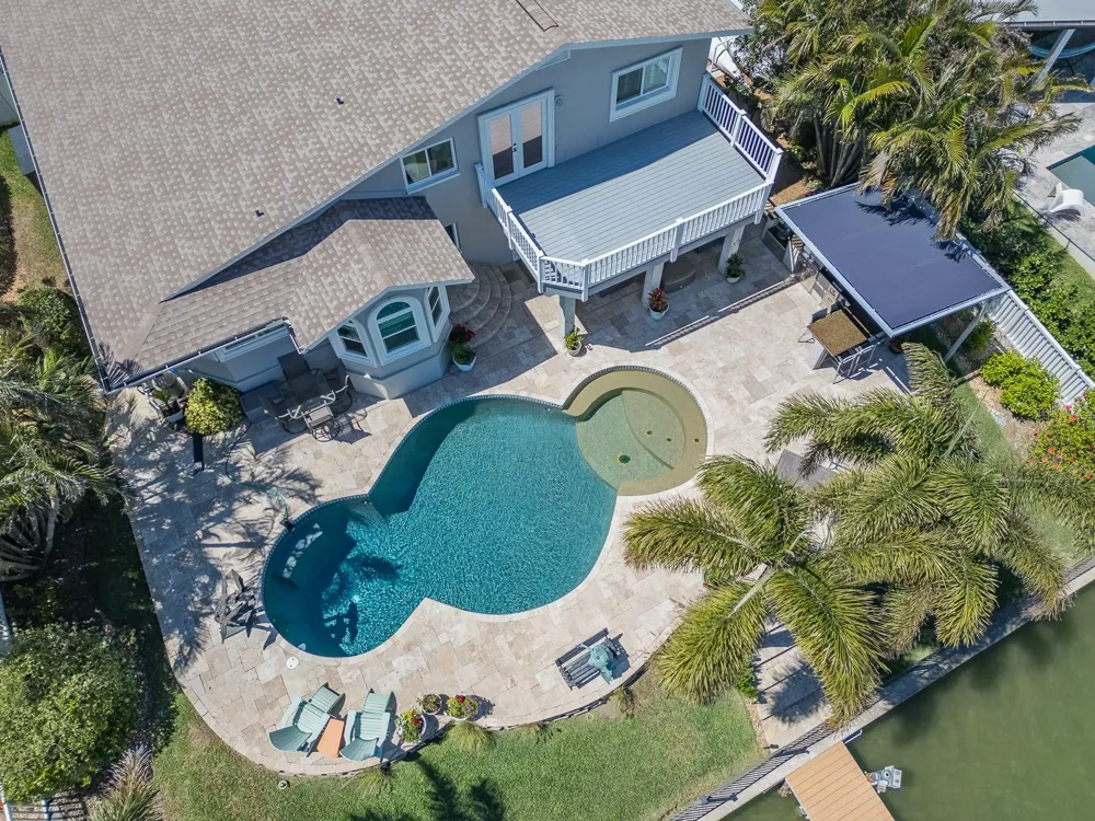 707 SNUG ISLAND Clearwater Beach, FL 33767