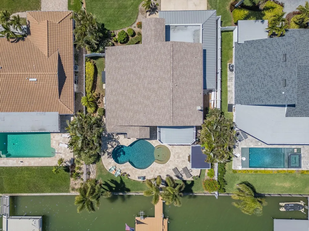 707 SNUG ISLAND Clearwater Beach, FL 33767