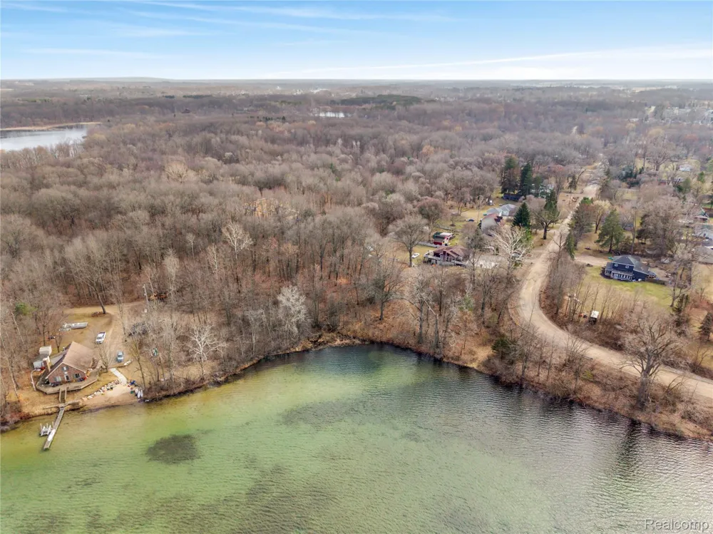 15050 Longfield Drive Argentine Township, MI 48451