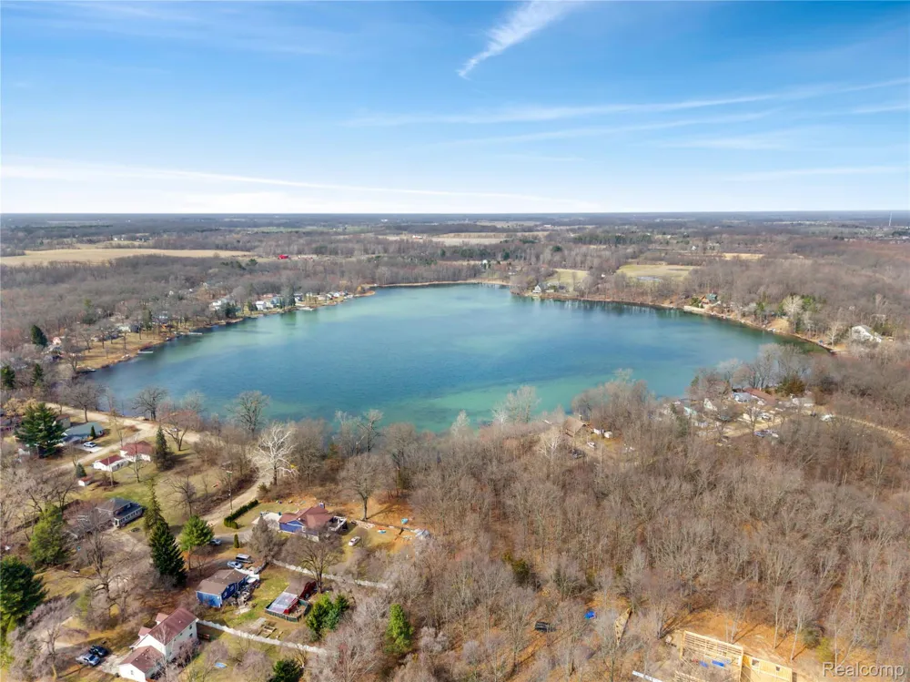 15050 Longfield Drive Argentine Township, MI 48451