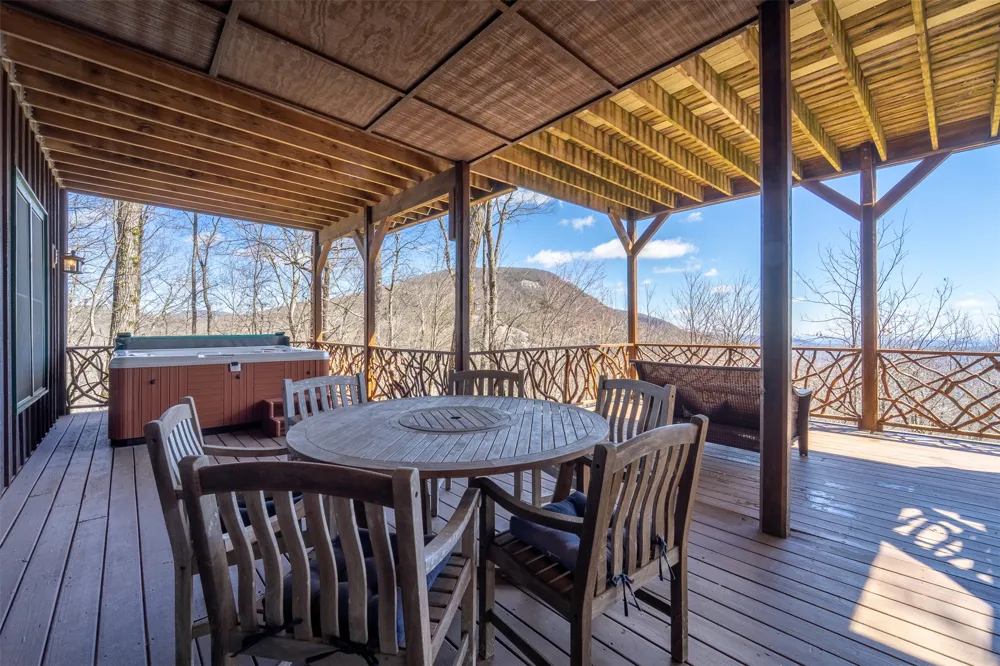 1848 Trays Island Road Sapphire, NC 28774