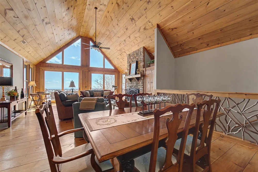 1848 Trays Island Road Sapphire, NC 28774
