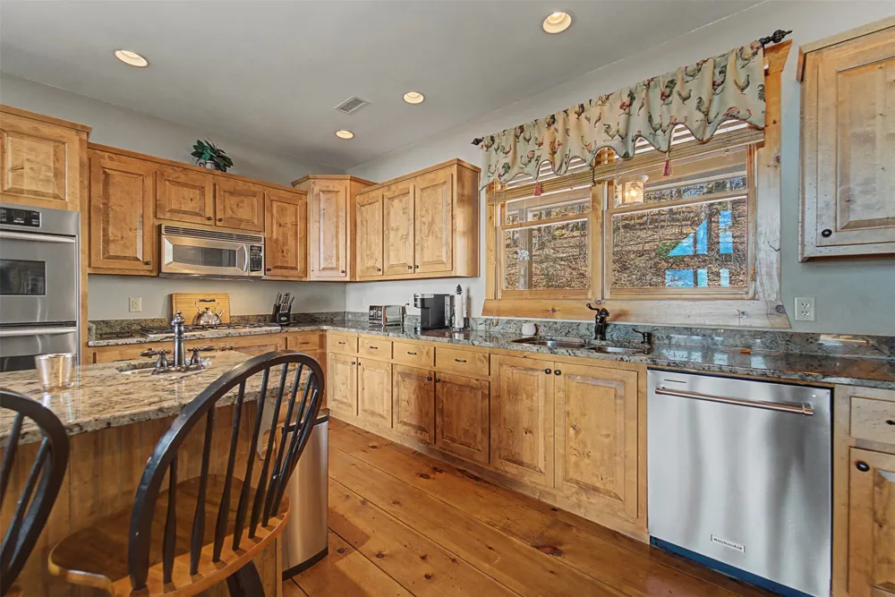 1848 Trays Island Road Sapphire, NC 28774
