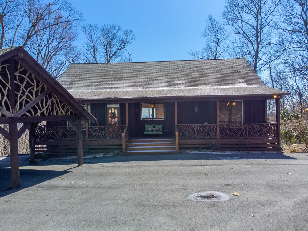 1848 Trays Island Road Sapphire, NC 28774