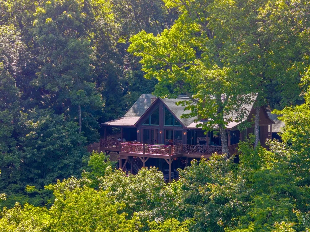 1848 Trays Island Road Sapphire, NC 28774