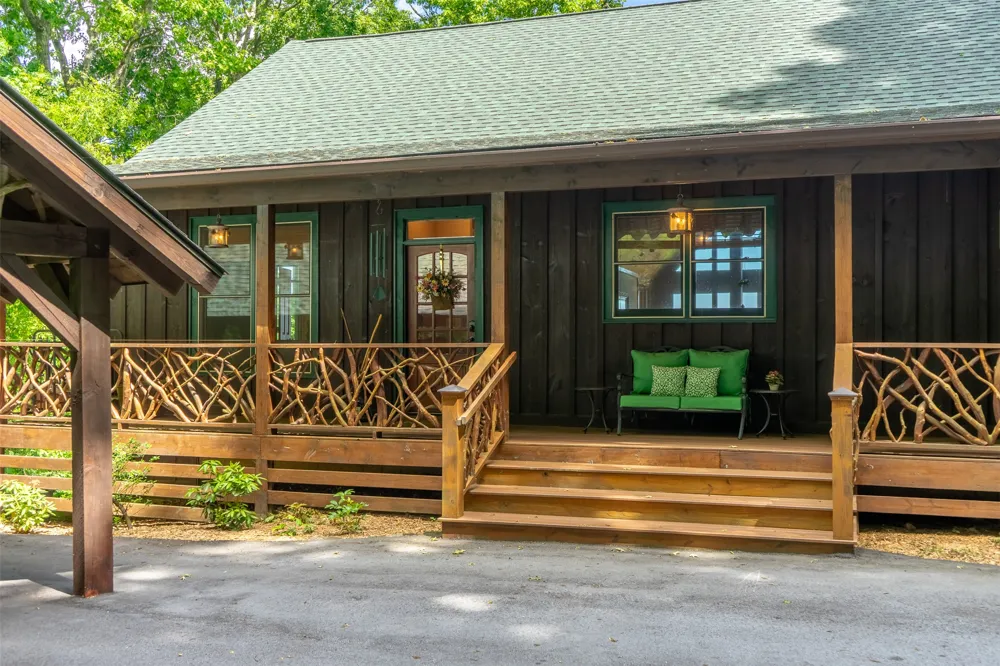 1848 Trays Island Road Sapphire, NC 28774