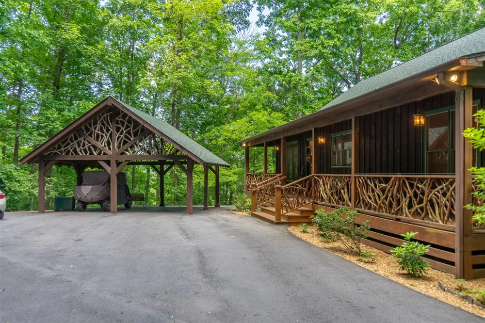 1848 Trays Island Road Sapphire, NC 28774