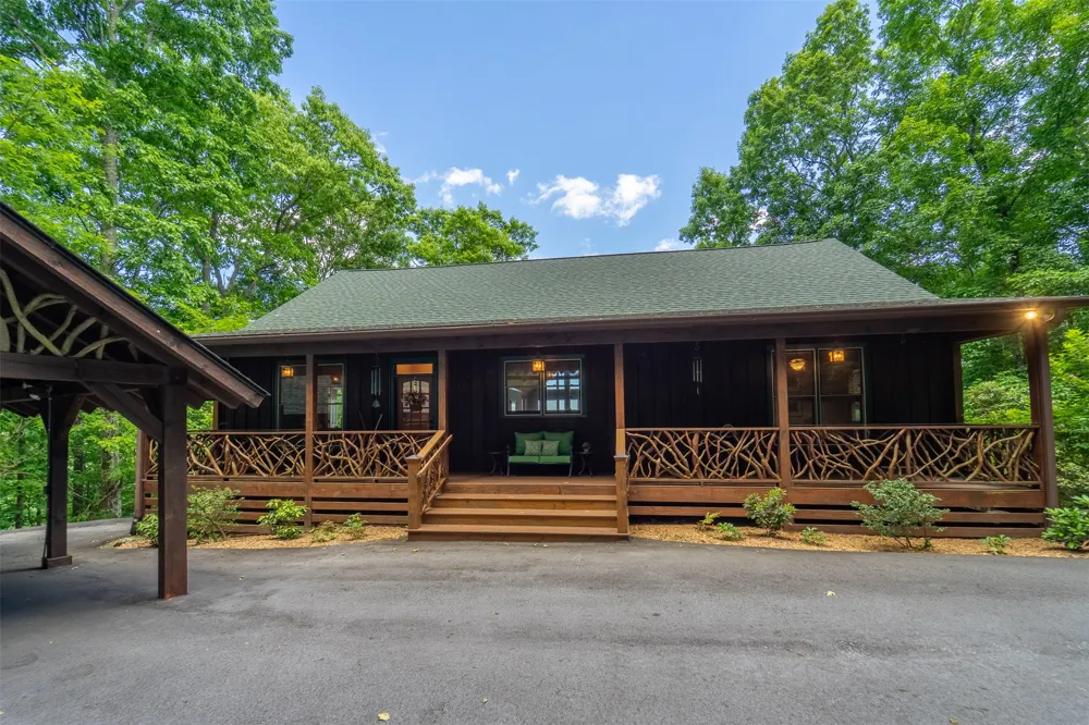 1848 Trays Island Road Sapphire, NC 28774