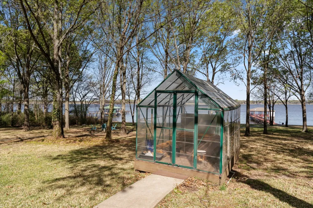 270 PR 5293 Yantis, TX 75497