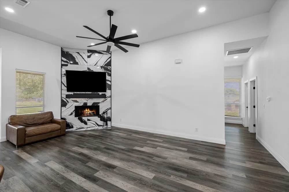 222 Meadowlark Drive Wills Point, TX 75169